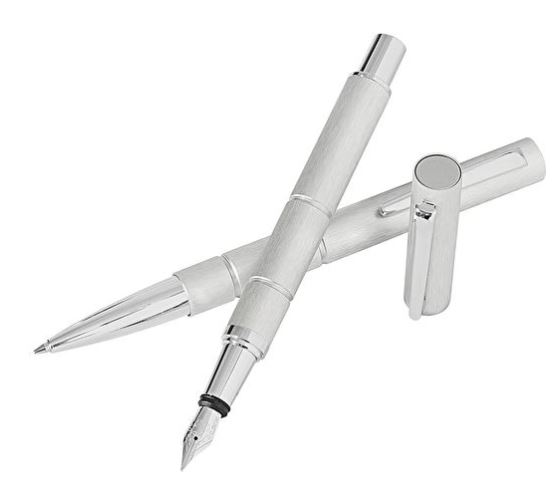 3883ad3f0d48492eb533599bb06c93c8