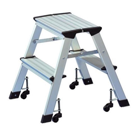 TRAPPESTIGE PÅ HJUL 2 TRINS 4 HJUL (SKAFFEVARE)