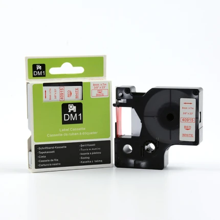 40915 DYMO D1 TAPE 9mm - RØD/HVID