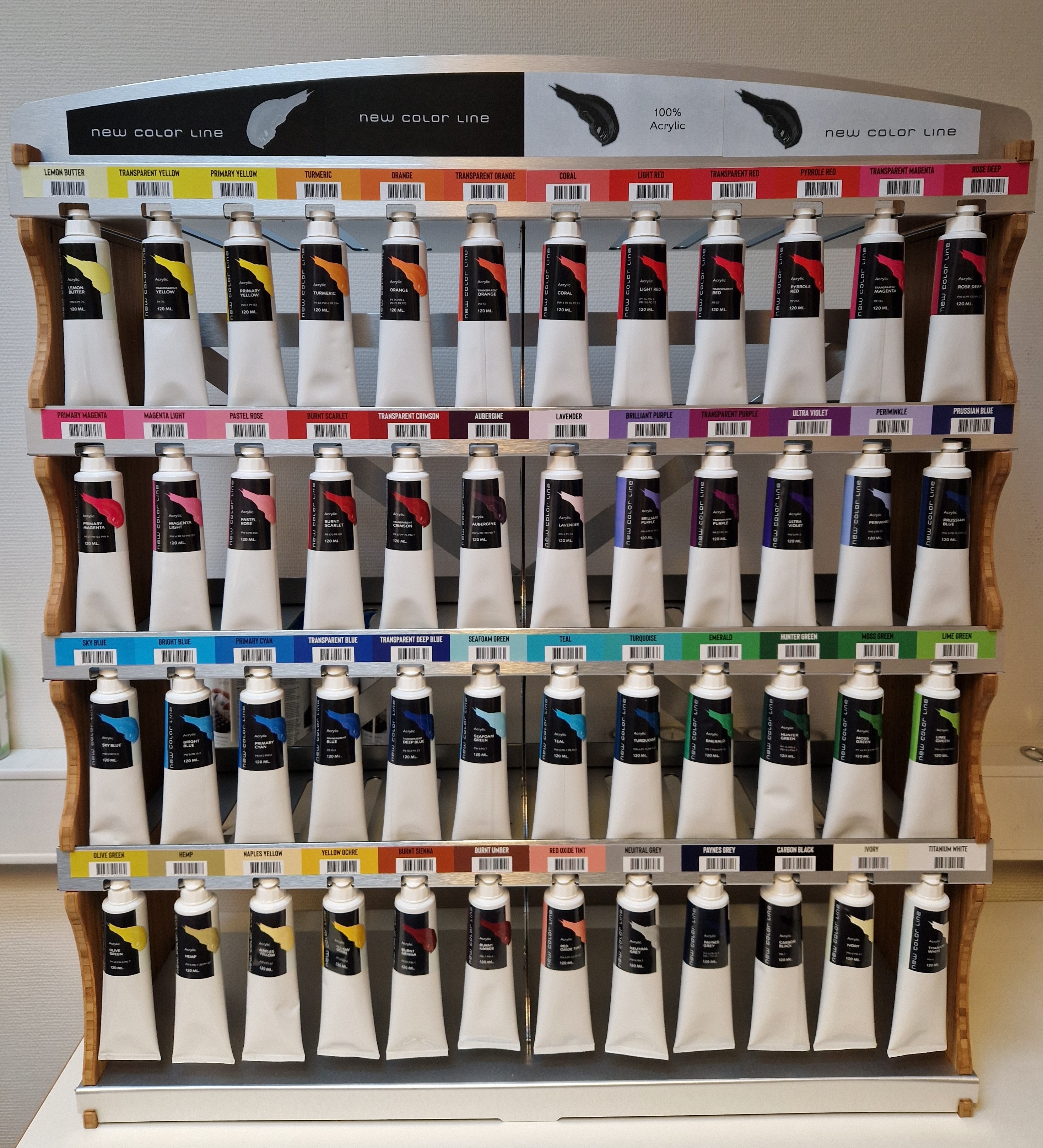 New Color Line 120 ml display - 48 farver x 3 tuber